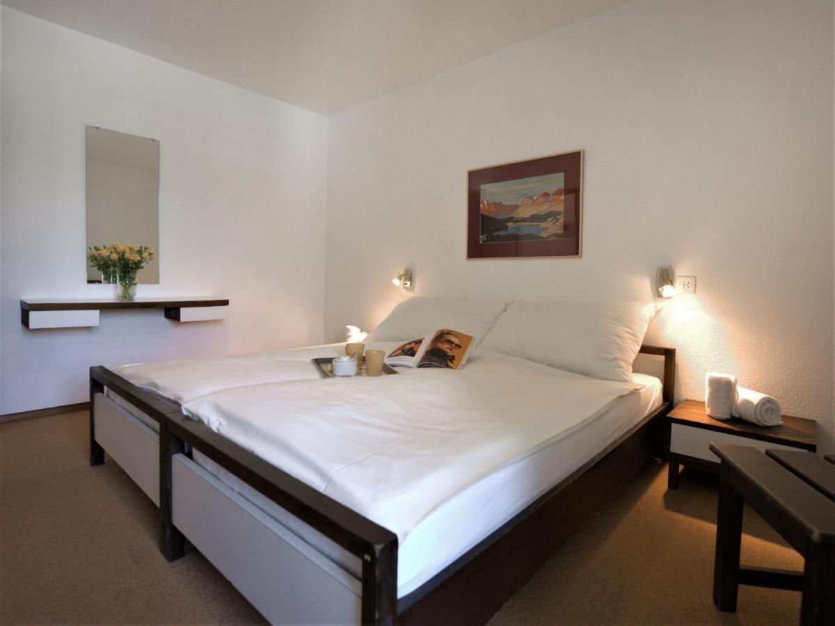 Apartment Chesa Ova Cotschna 305 By Interhome St. Moritz Bagian luar foto