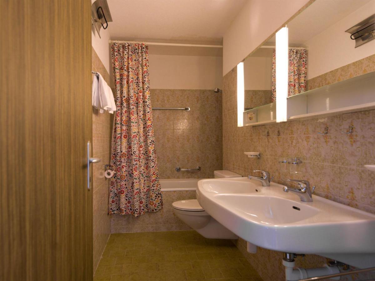 Apartment Chesa Ova Cotschna 305 By Interhome St. Moritz Bagian luar foto